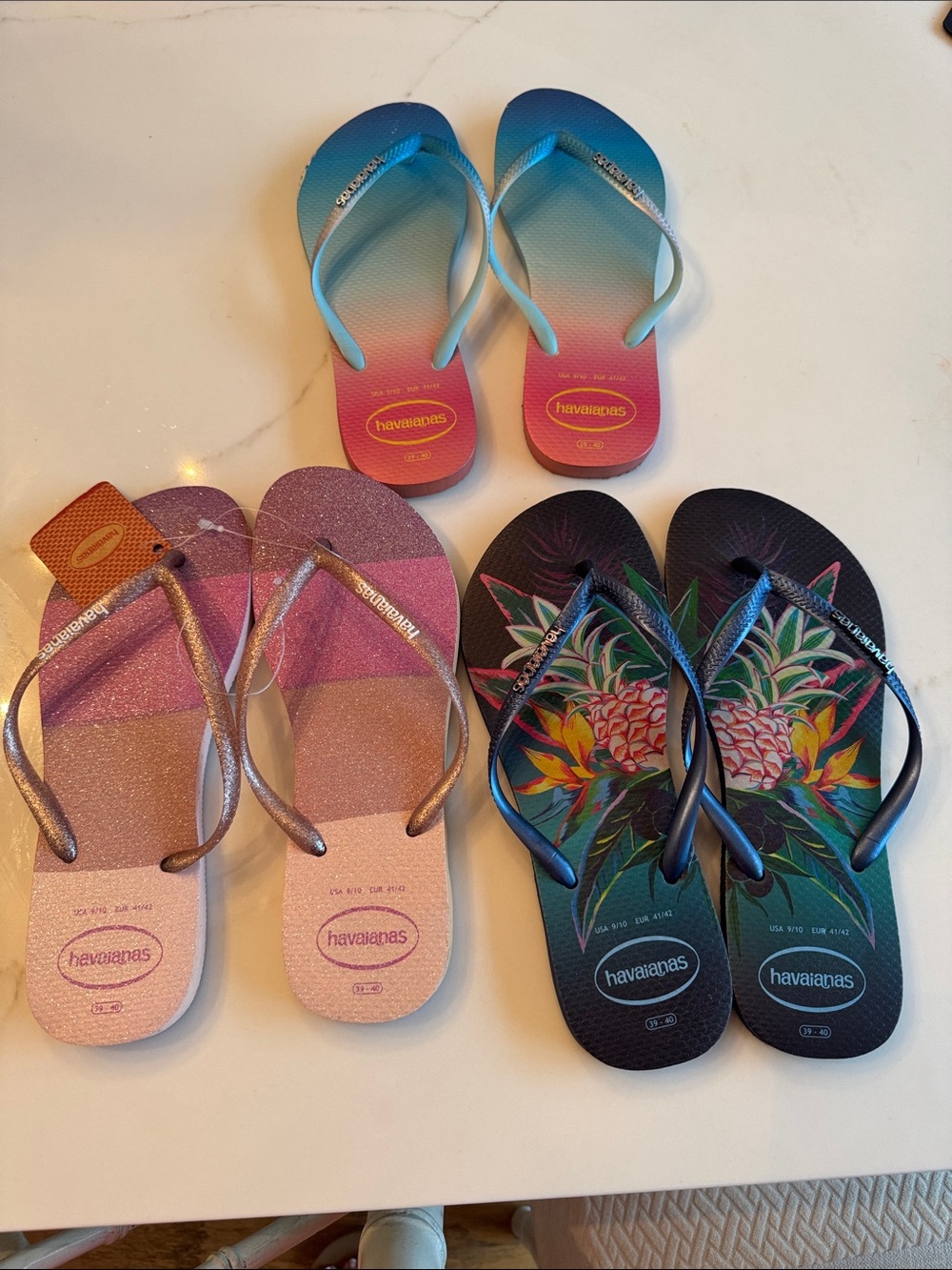 Havaianas Flip Flop Bundle - Gradient Pink/Blue, Glitter Pink, Tropical Blue